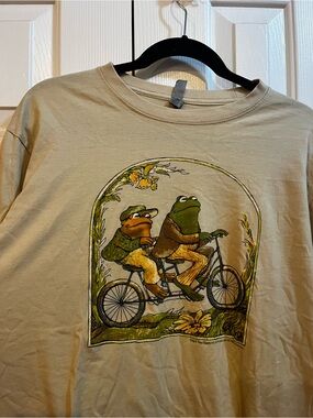 Frog and toad t shirt